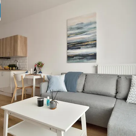 Espresso Apartment Near Chopin Airport Warsaw Exterior photo